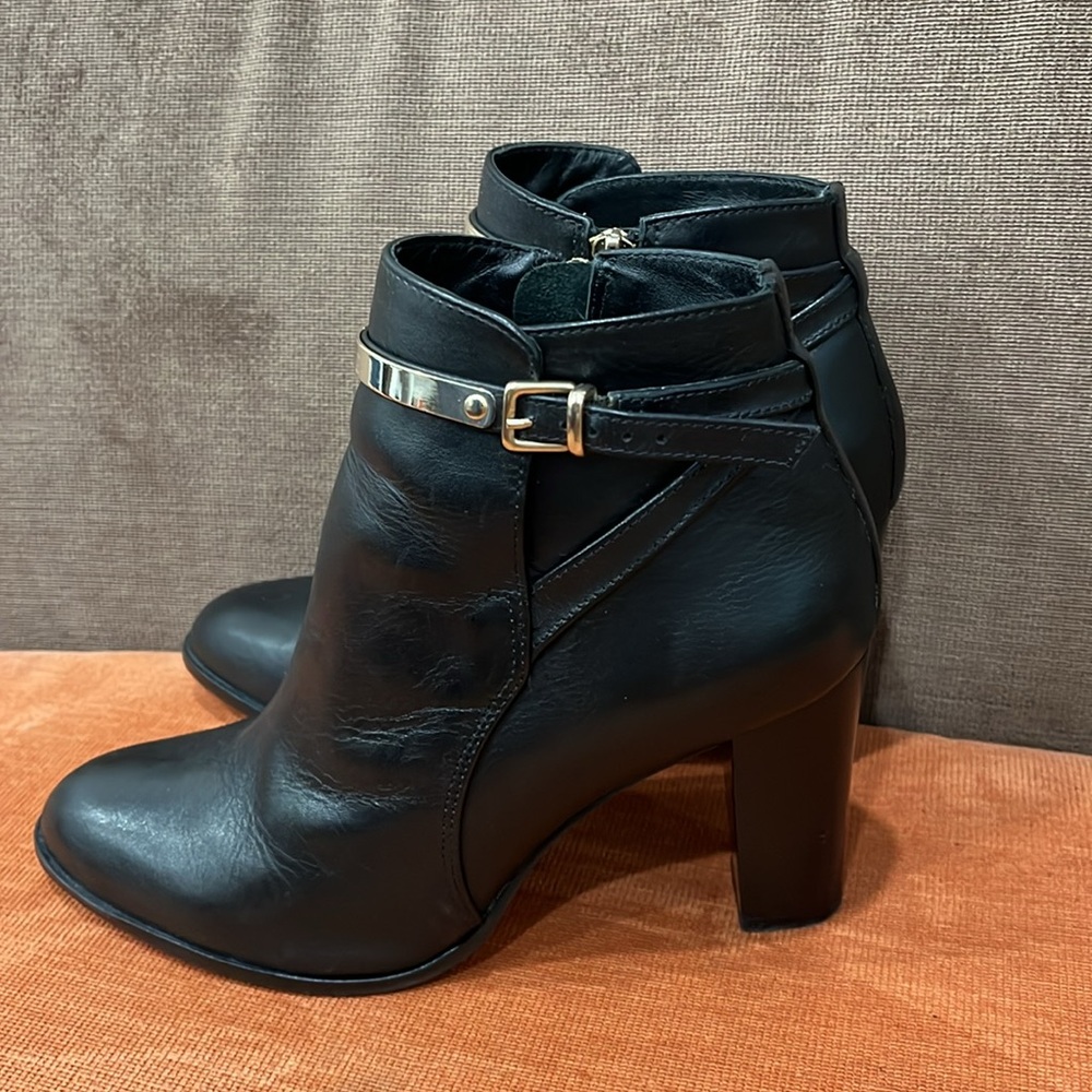 Reiss Black Leather Buckled Zippered Chunky Heel Booties size 7